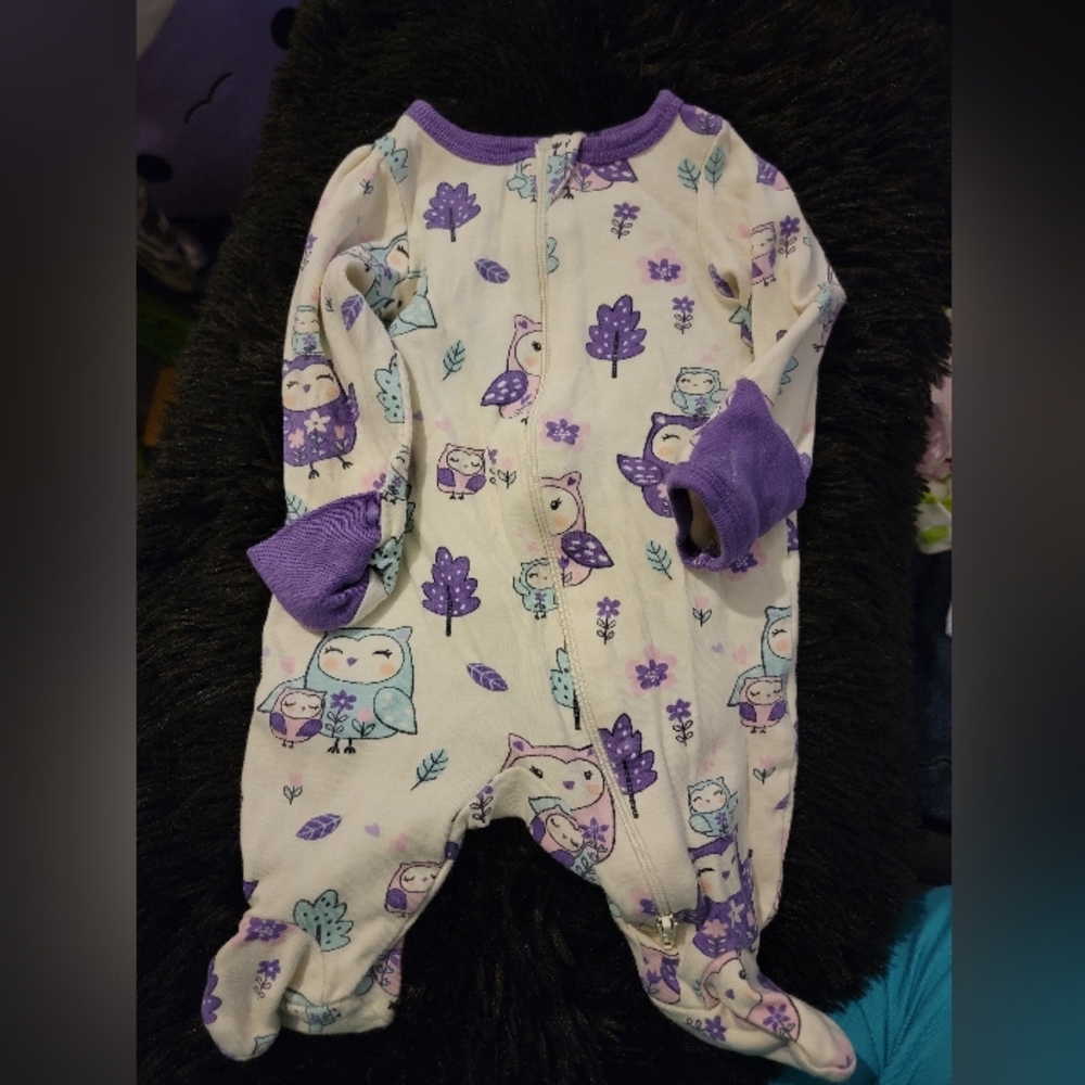 SOLD Set/ bundle of 2 footie pajama